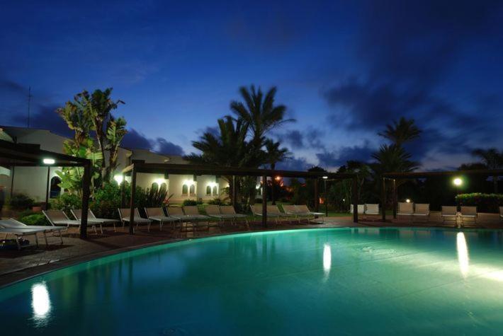 Hotel Club Santa Sabina Torre Santa Sabina Exteriér fotografie