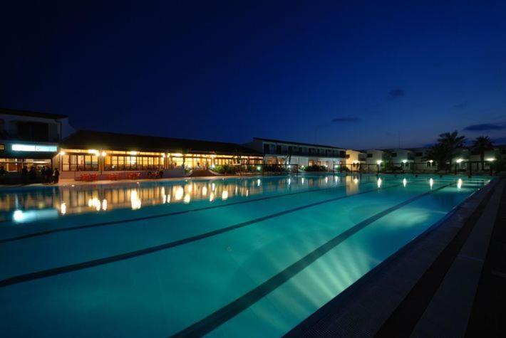 Hotel Club Santa Sabina Torre Santa Sabina Exteriér fotografie