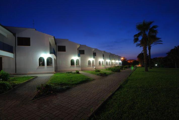 Hotel Club Santa Sabina Torre Santa Sabina Exteriér fotografie